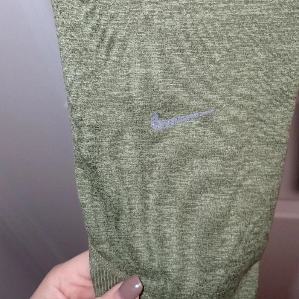 Nike Girls' Yoga Dri-FIT Leggings Youth Large - Picture 10 of 14